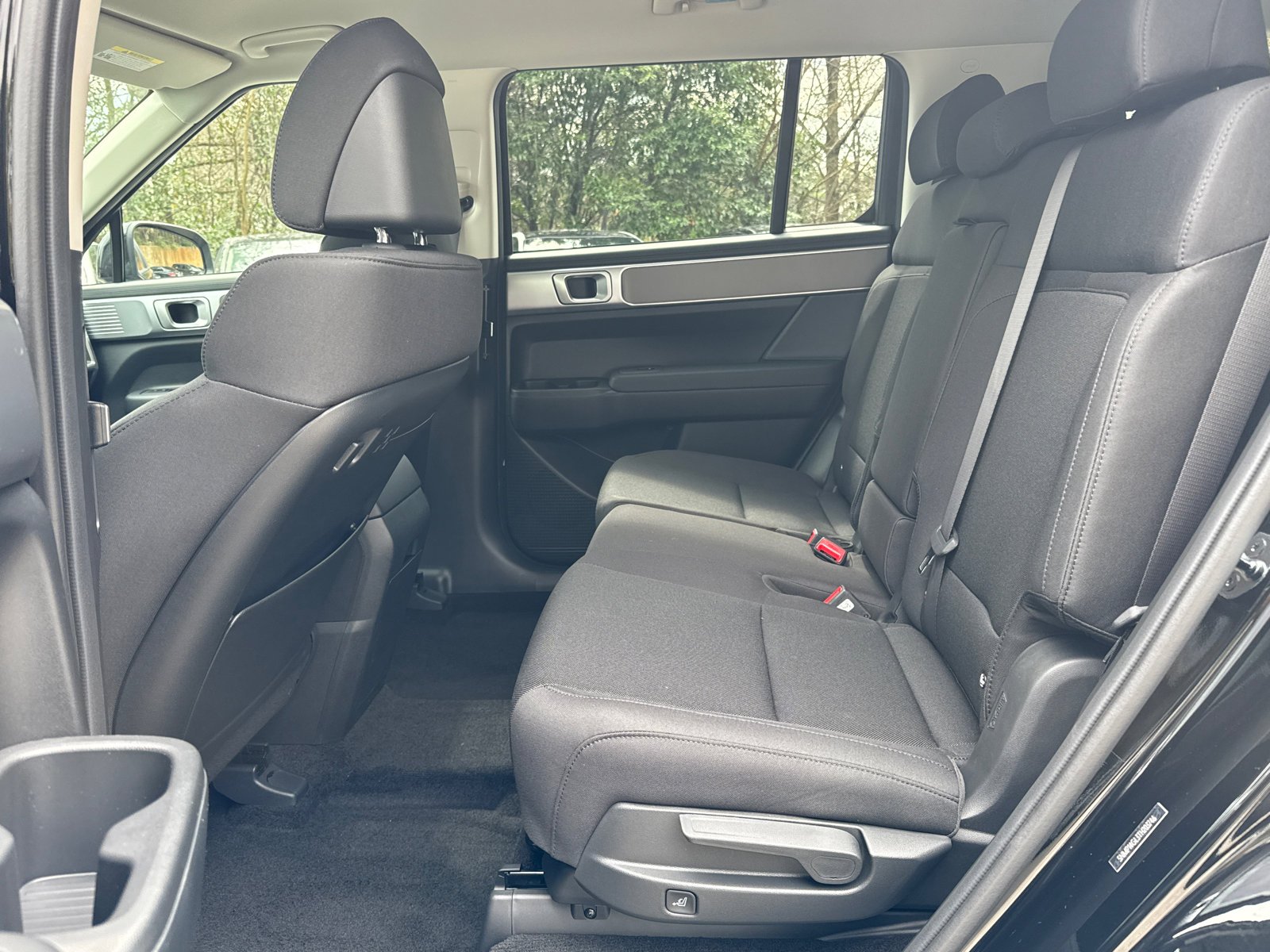 New 2026 Phantom Black Hyundai SE image 12