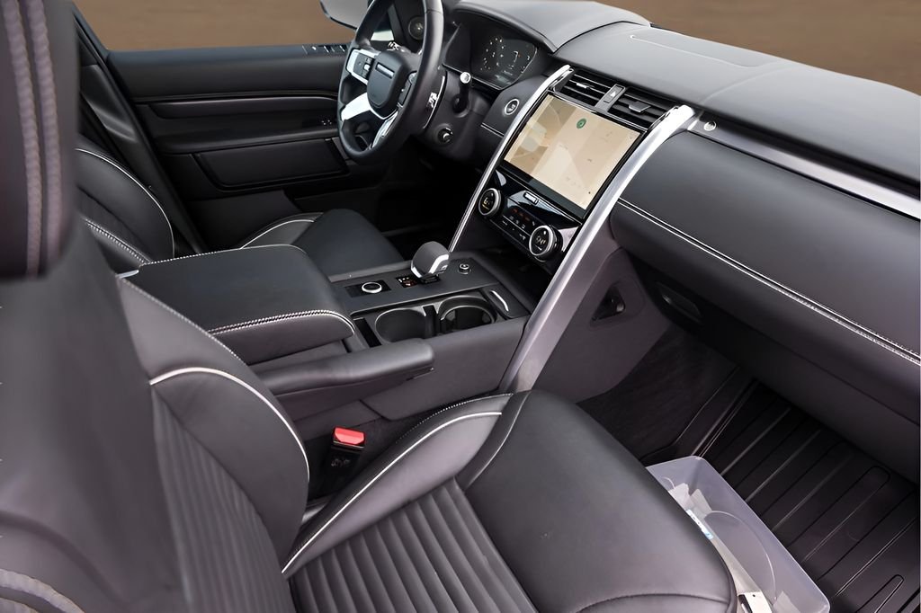 2024 Land Rover Discovery Metropolitan Edition - Photo 34