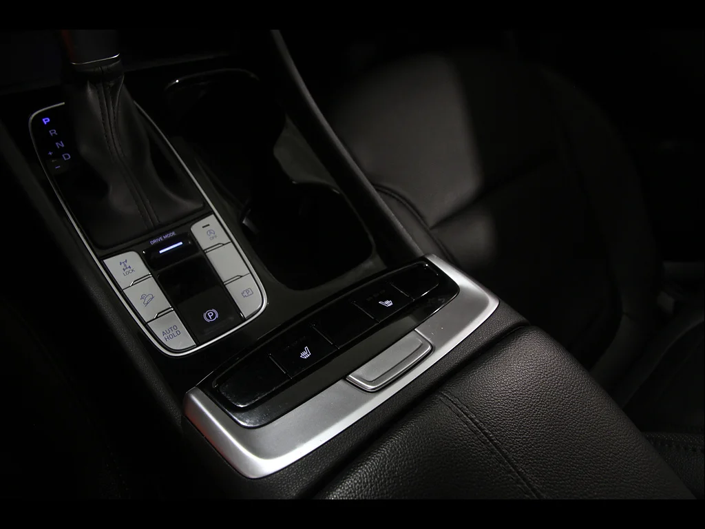Certified Used 2024 Serenity White Pearl Hyundai SEL image 18
