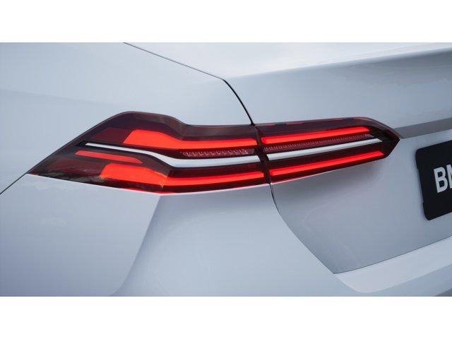 New 2027 Alpine White BMW 530i image 8