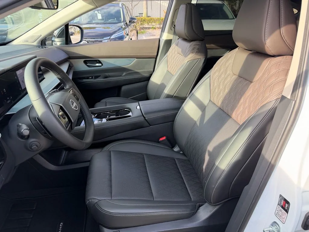 Certified Used 2025 White Nissan Platinum image 10