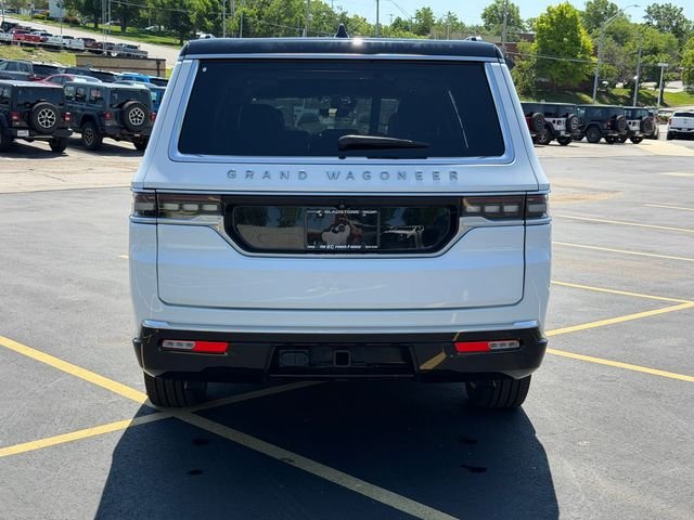 Used 2024 White Jeep  image 8