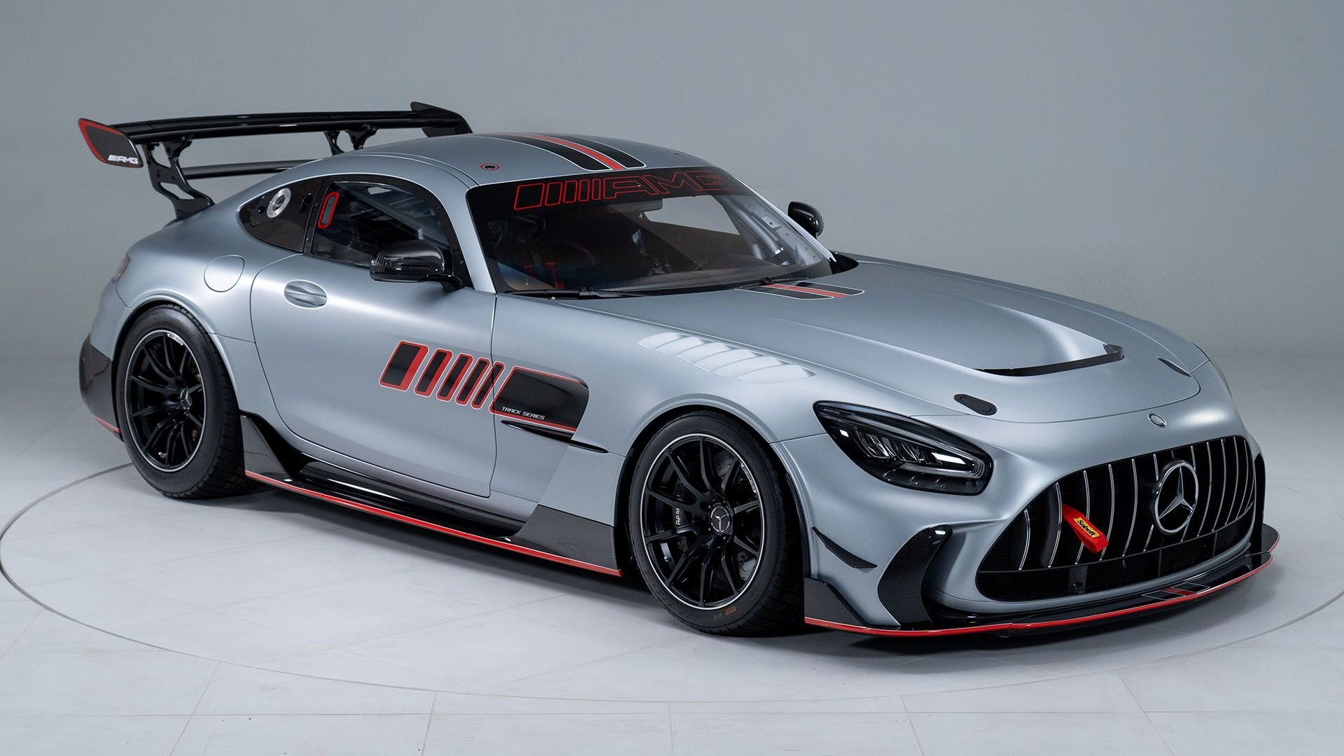 Used 2022 Designo Iridium Silver Magno Mercedes-Benz Track Series image 4