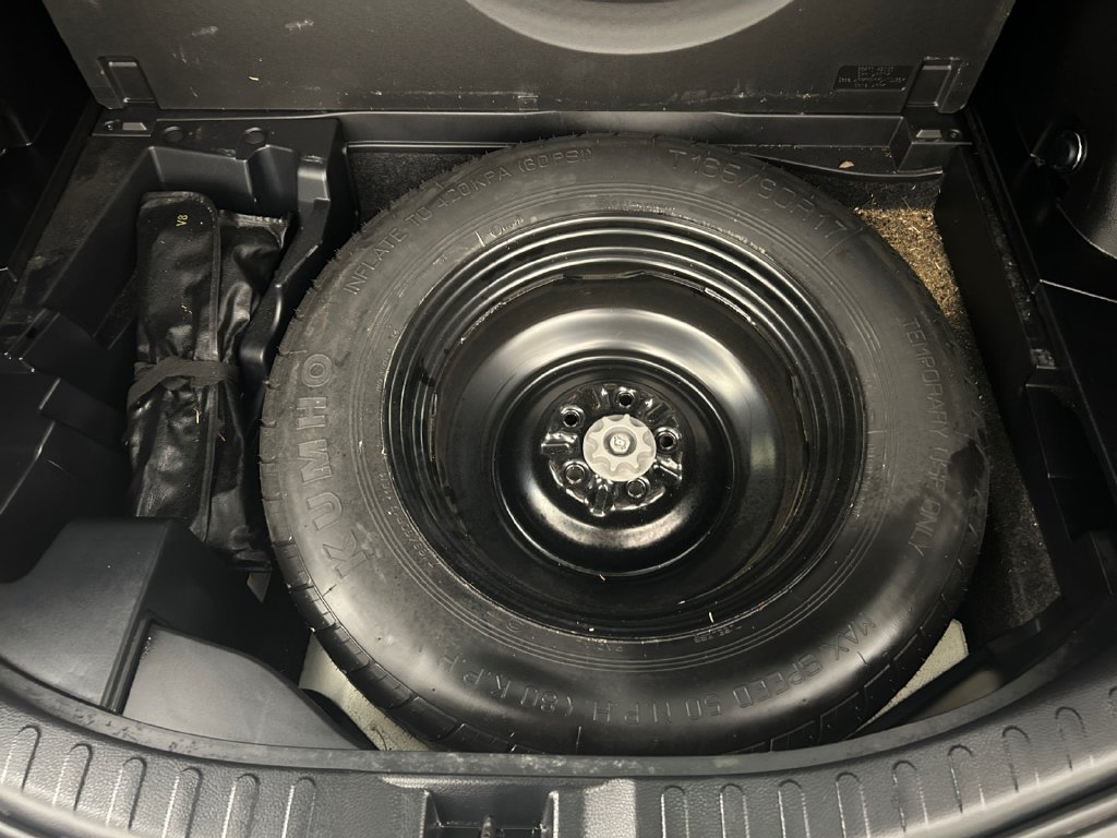 Used 2016 Blue Toyota SE image 27