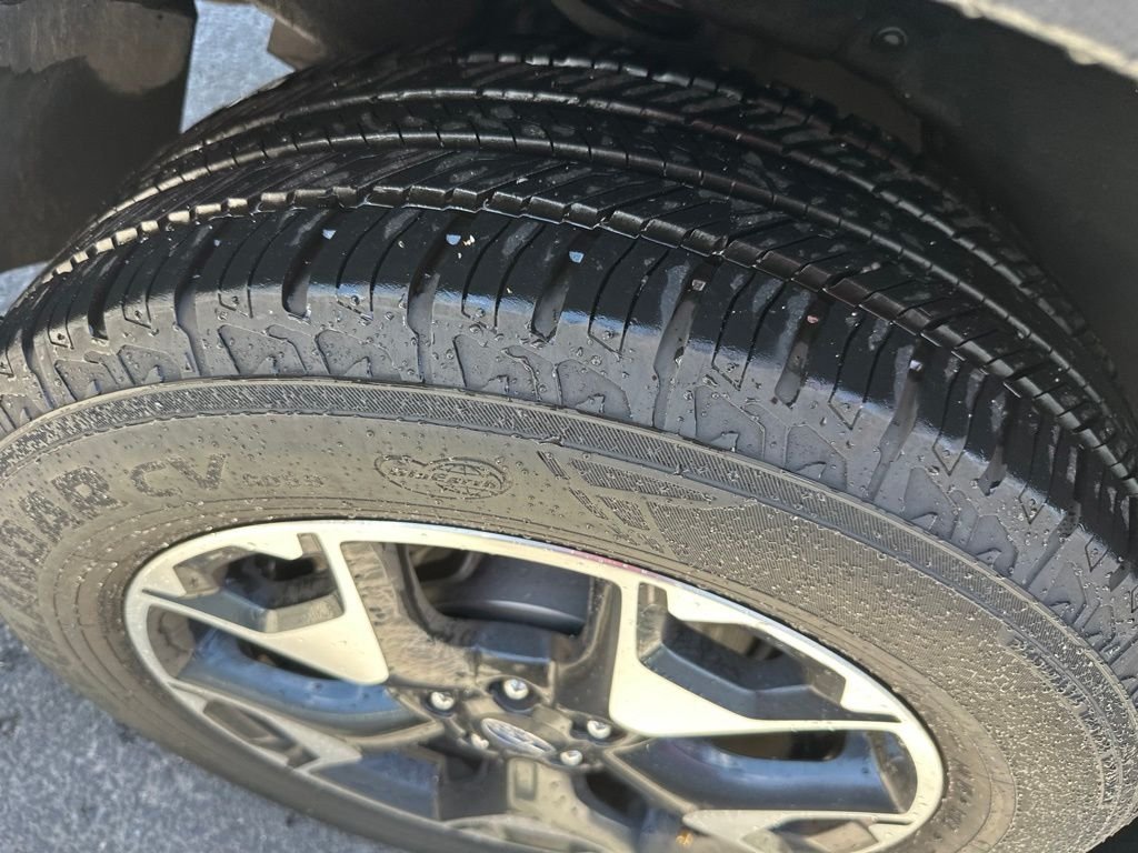 Used 2019 Gray Subaru 2.0i Premium image 6