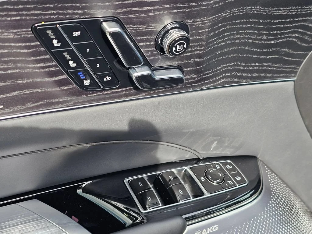 New 2026 Stellar Black Metallic Cadillac V-Series Premium image 23