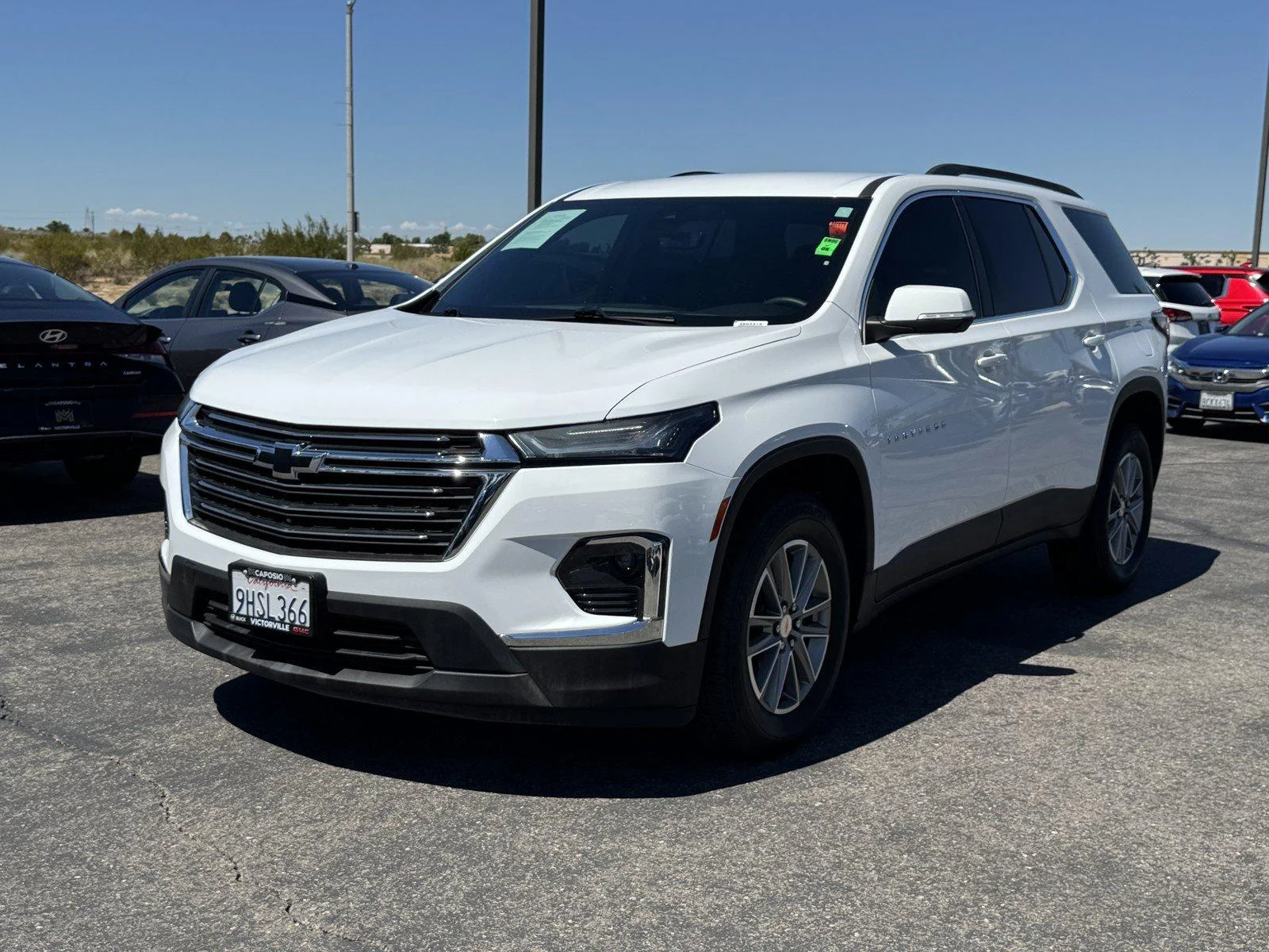 Used 2023 SUMMIT WHITE Chevrolet LT Cloth image 3