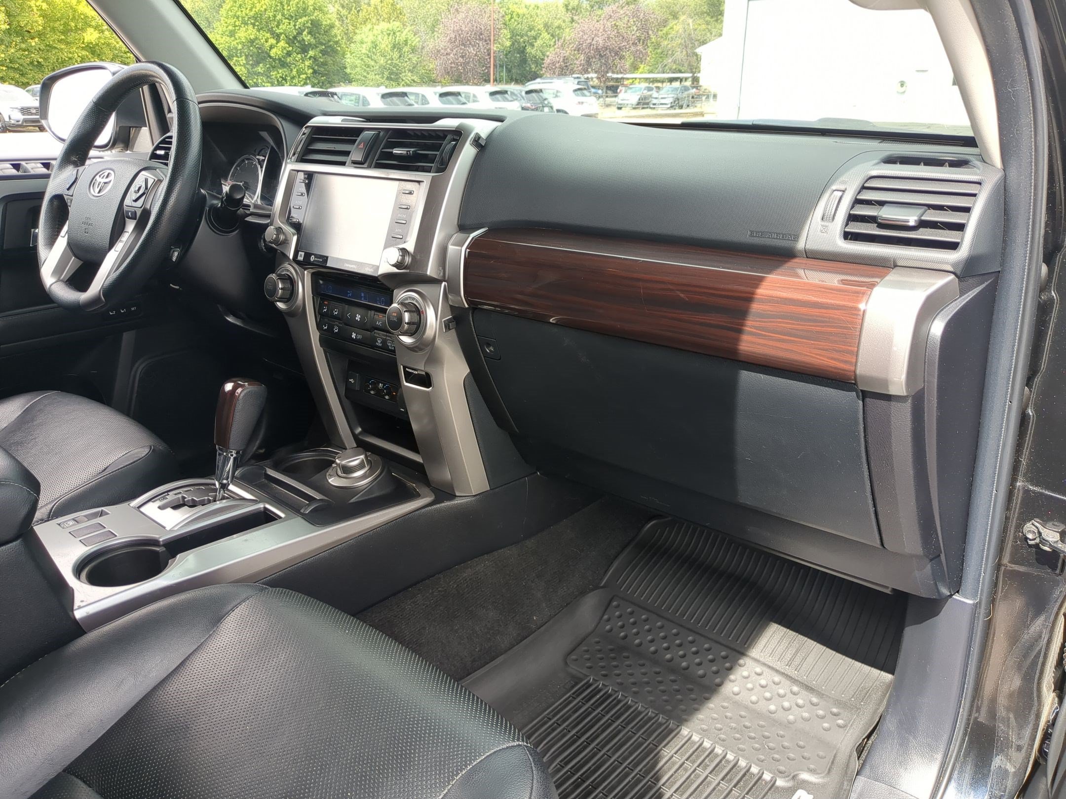 Used 2020 Midnight Black Metallic Toyota Limited image 34