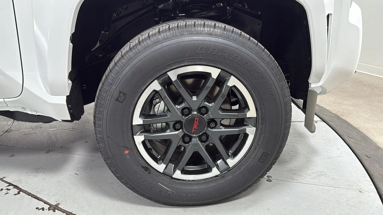 2026 Toyota Tacoma TRD Sport - Photo 21