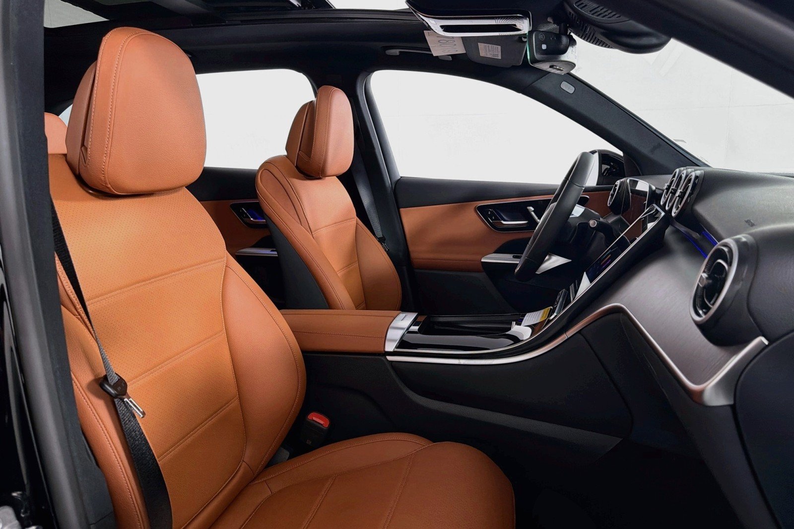 New 2026 Black Mercedes-Benz GLC 300 SUV image 6