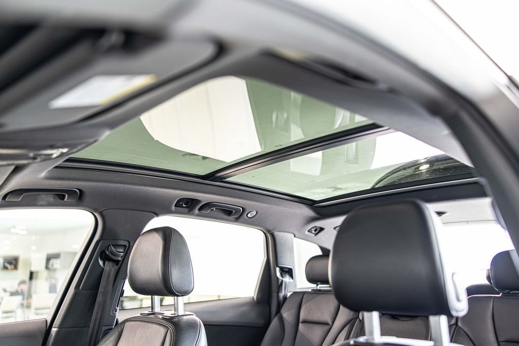 Used 2019 Black Audi 55 Premium image 20