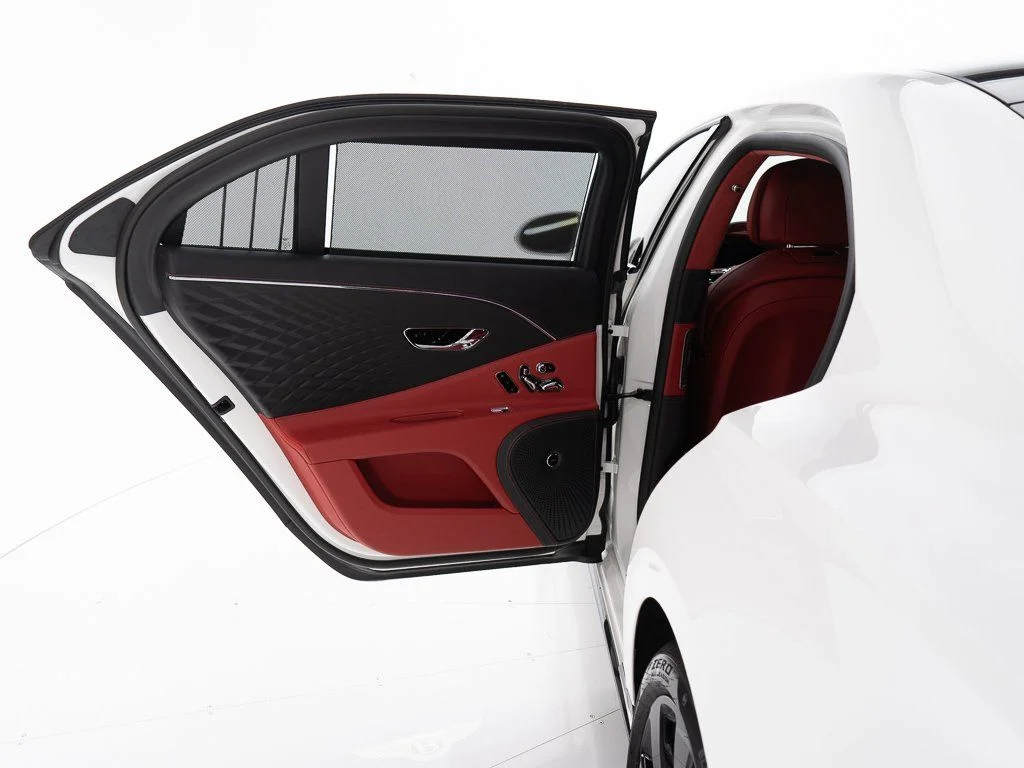 New 2026 Glacier White Bentley Azure image 21