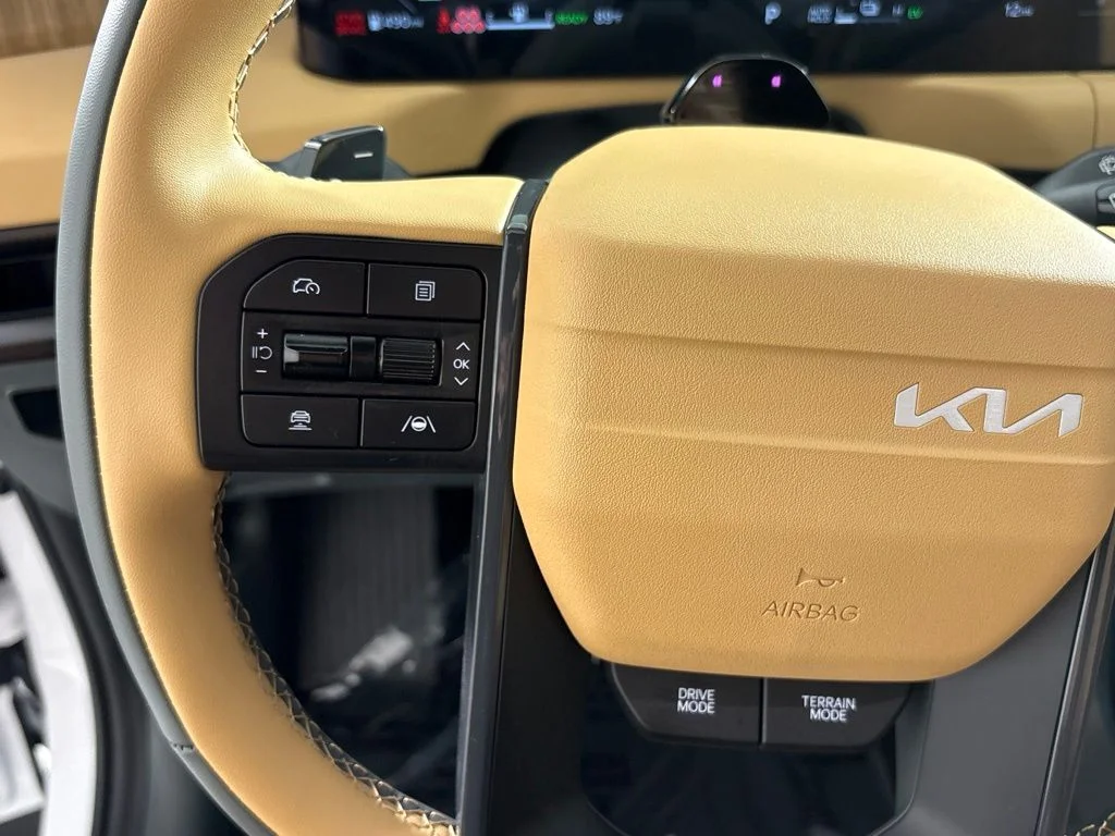 New 2027 Glacial White Pearl Kia X-Line SX image 34