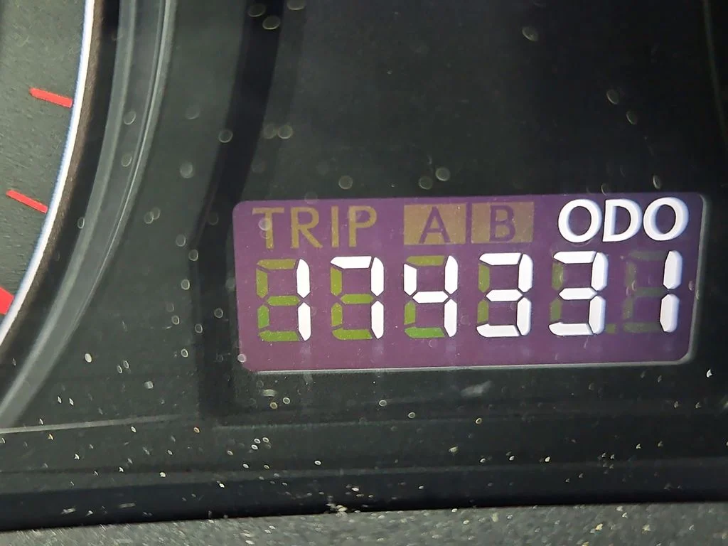Used 2010  Lexus 350 image 16