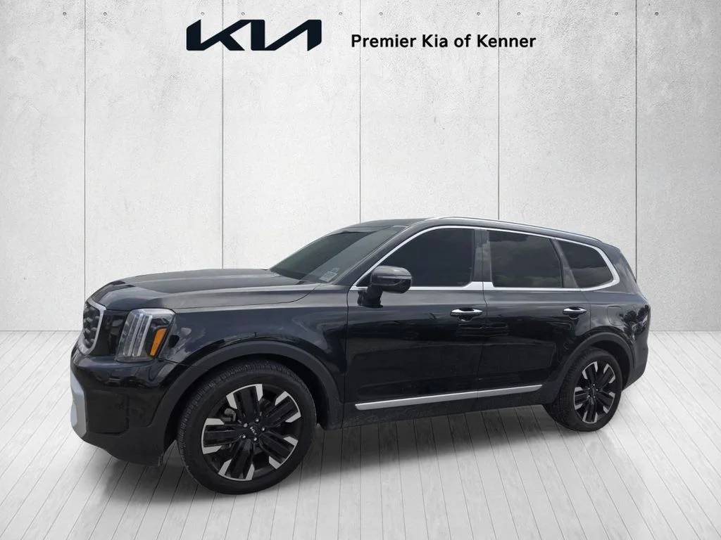 Used 2025 Black Kia SX image 1