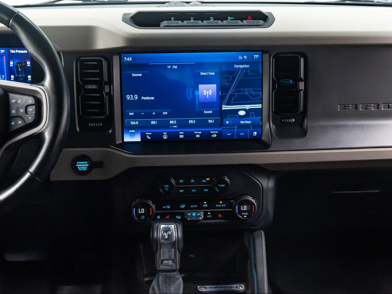 Used 2024 Cactus Gray Ford Wildtrak image 34