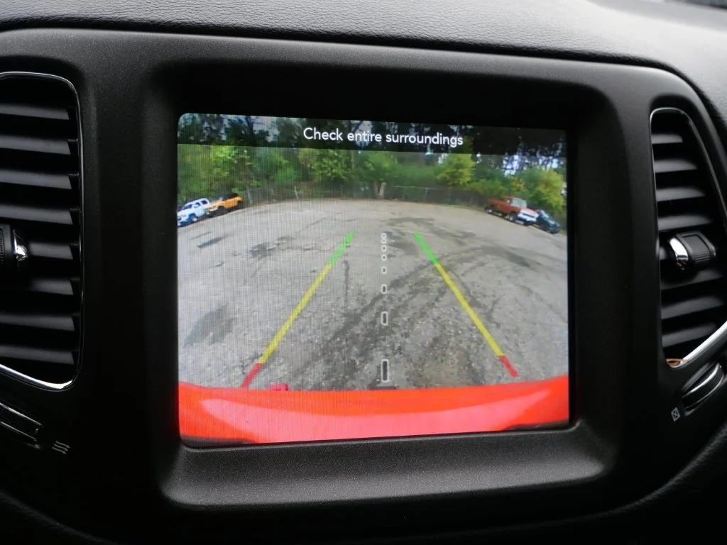 Used 2019 Orange Jeep Trailhawk image 27