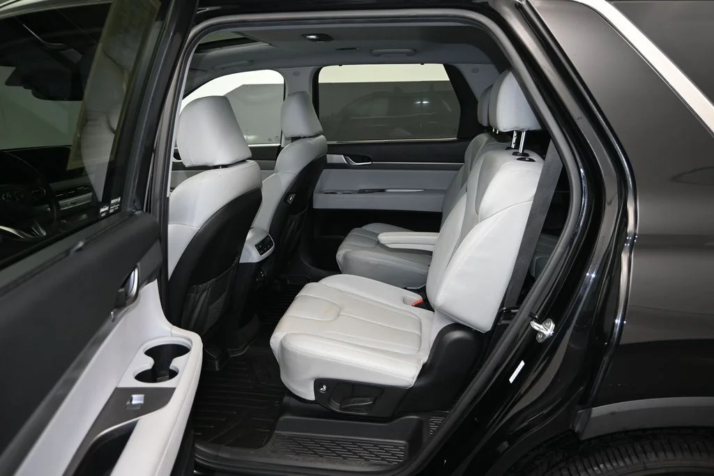 Used 2022 Abyss Black Pearl Hyundai SEL image 15