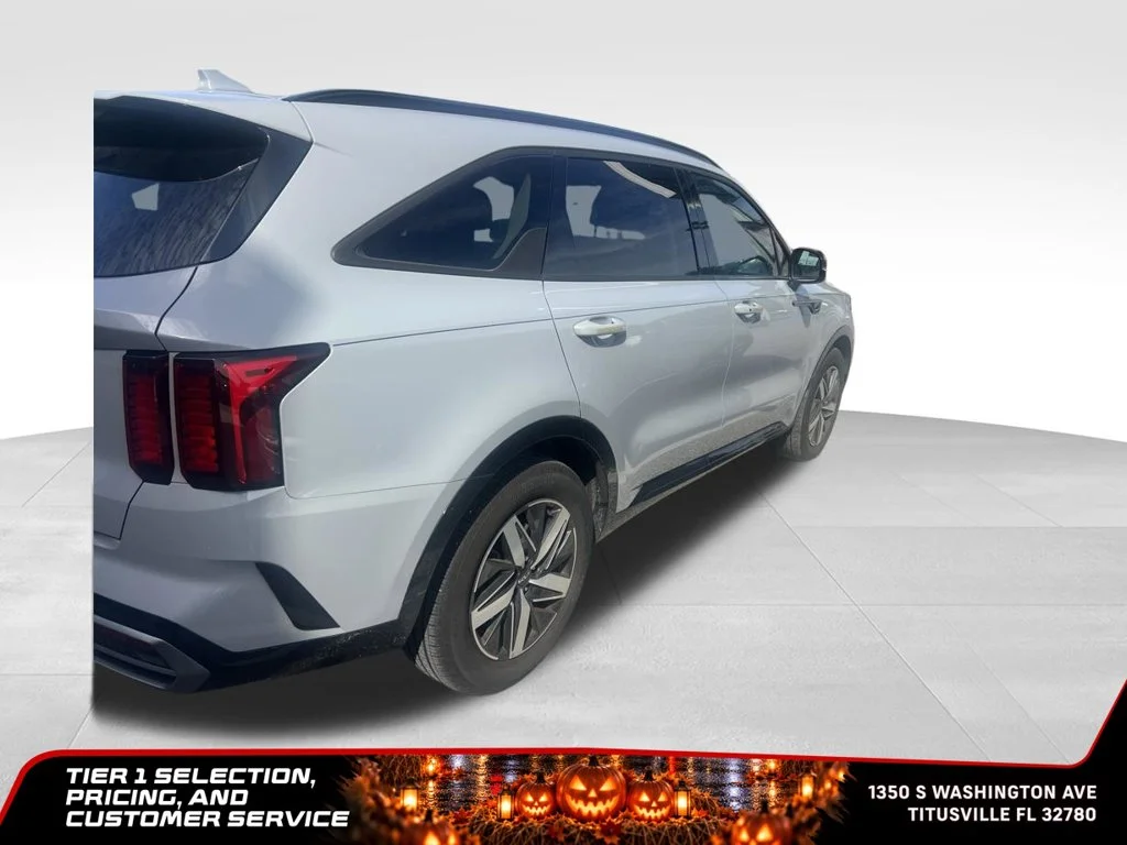 Used 2023 Gray Kia EX image 10