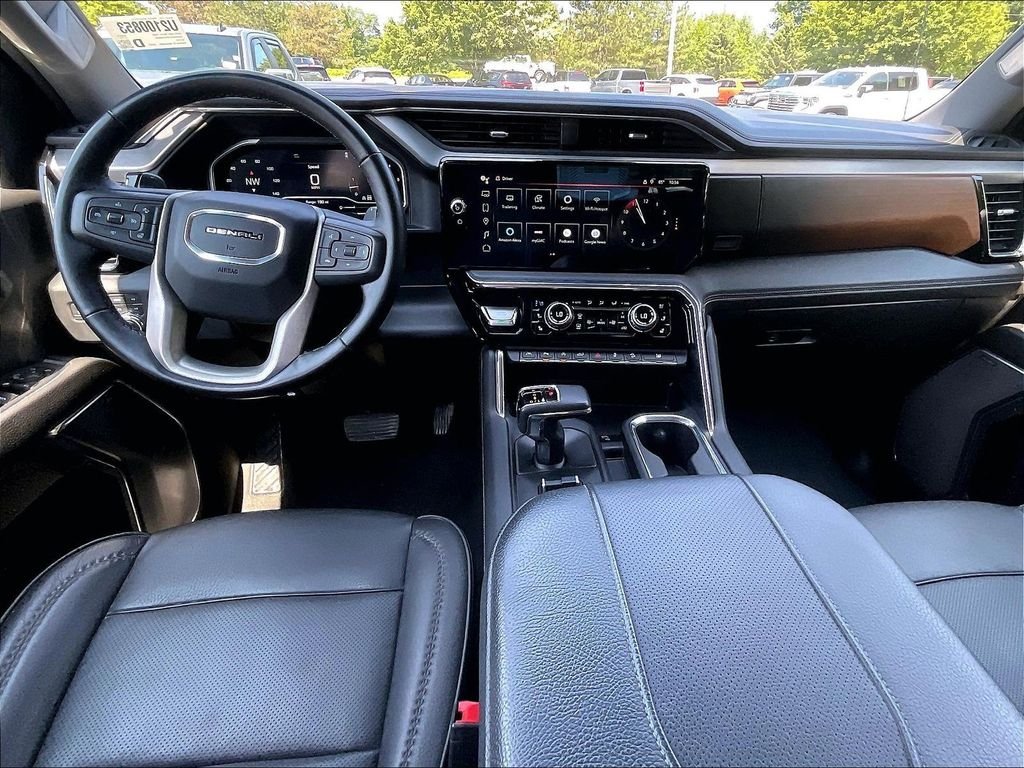 Used 2023 Black GMC Denali image 21