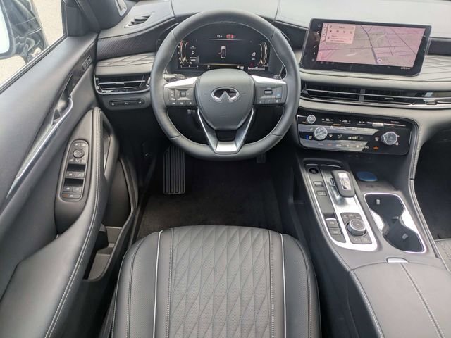 New 2027 2T RAD WHT INFINITI Autograph AWD image 17