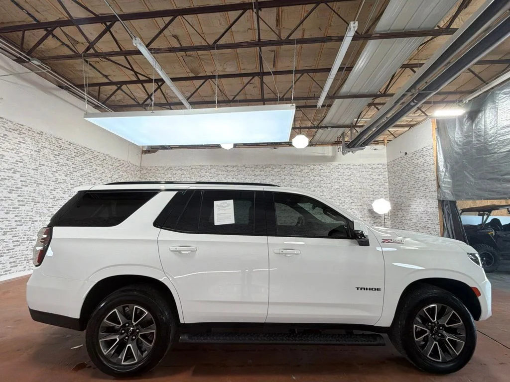Used 2023 Summit White Chevrolet Z71 image 8