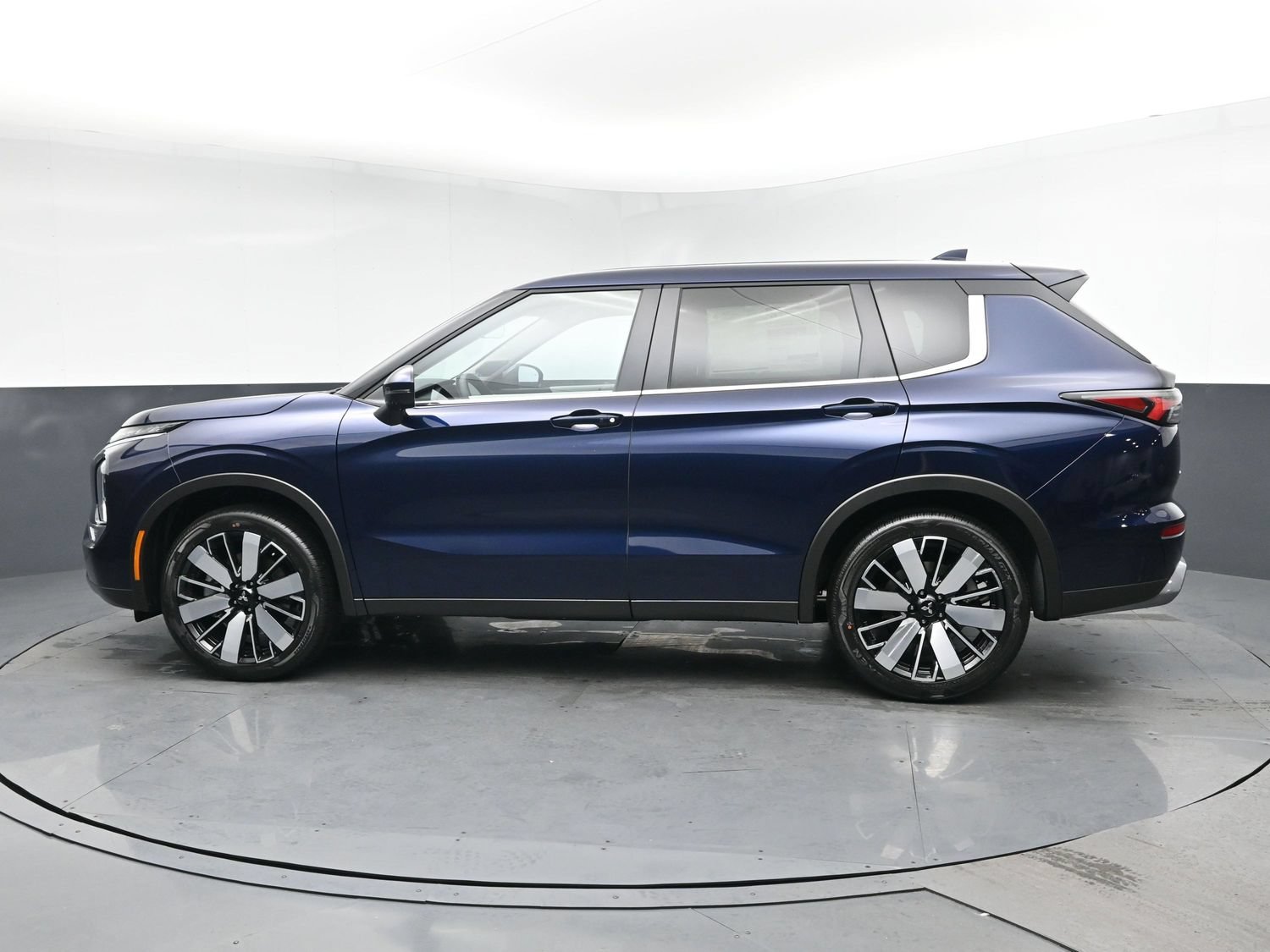New 2026 Blue Mitsubishi SE 1.5T 2WD image 4