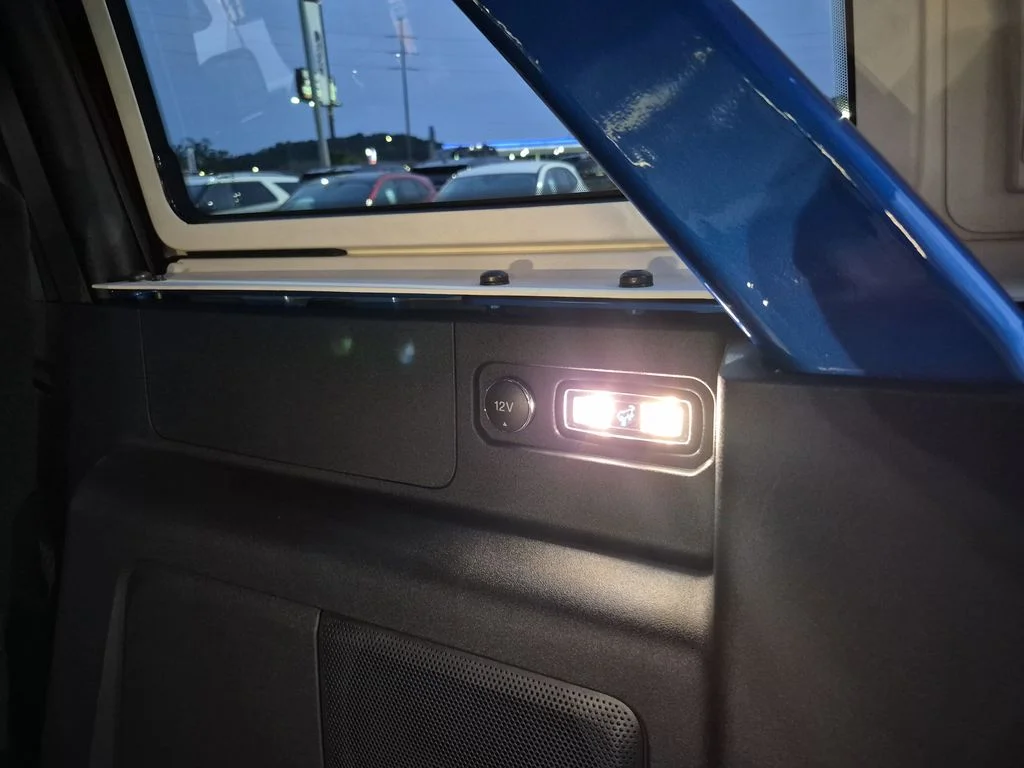 New 2025 Velocity Blue Metallic Ford Badlands® image 17