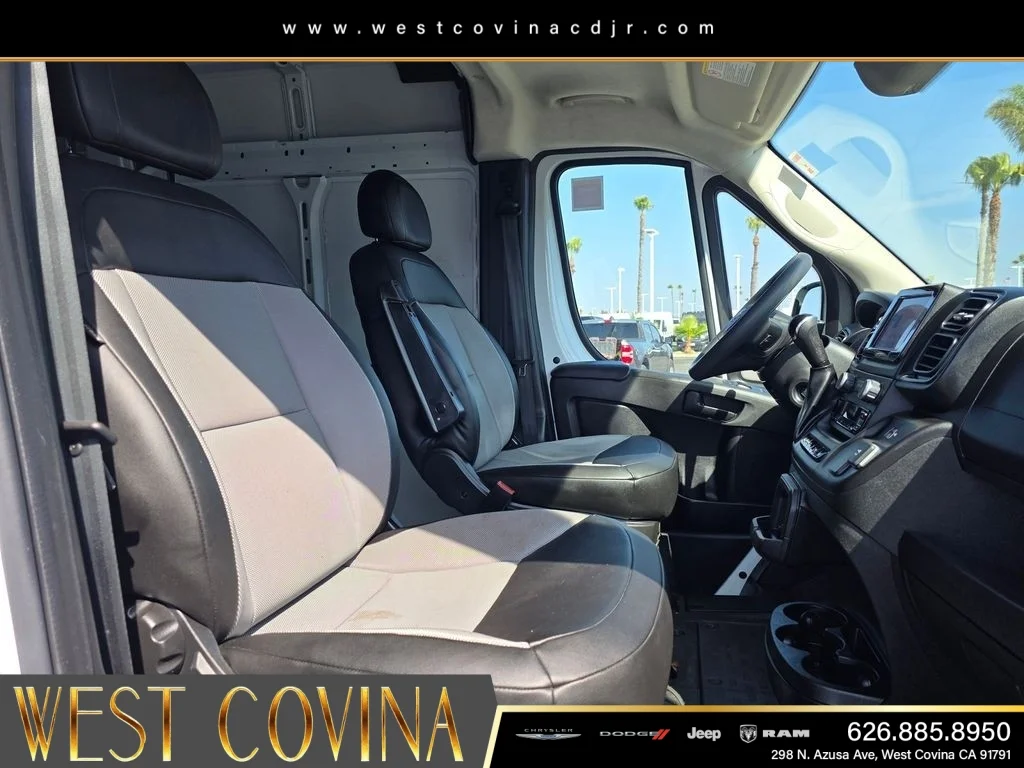 Used 2025 White Ram High Roof image 15