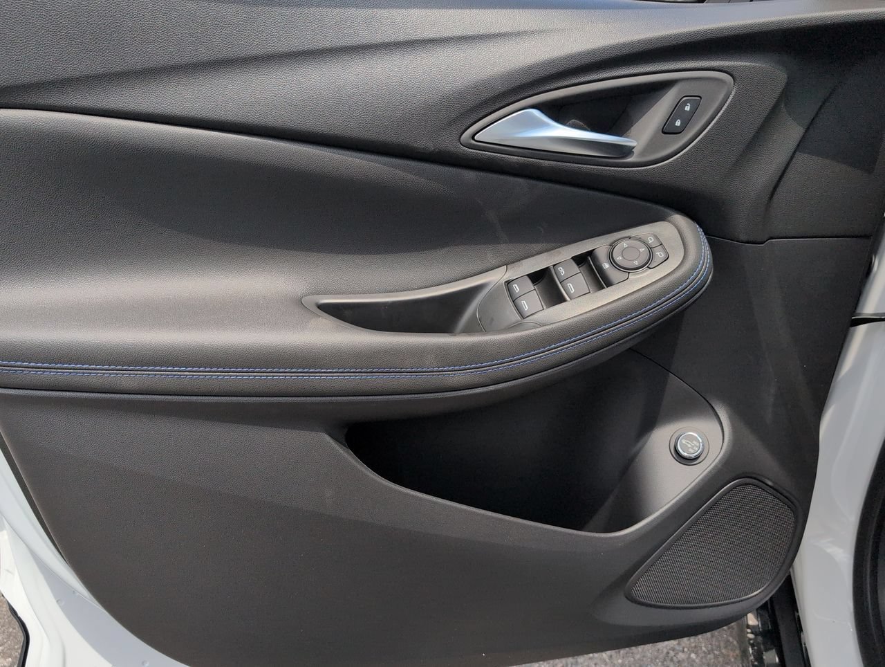2026 Buick Encore GX Sport Touring - Photo 20