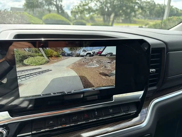 New 2026 Sterling Metallic GMC Elevation image 24