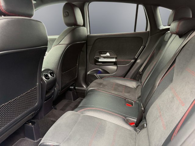 Used 2023 Silver Mercedes-Benz GLA 250 image 10
