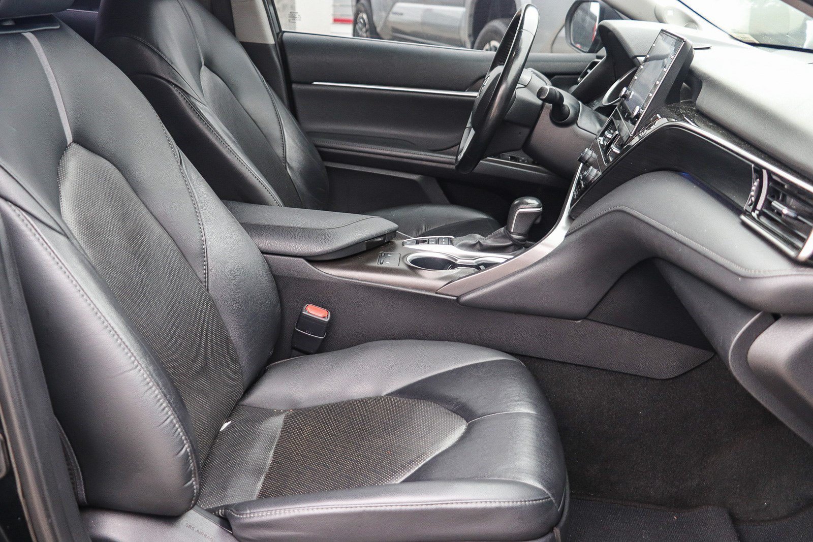 Used 2024 Midnight Black Metallic Toyota Hybrid XLE image 16
