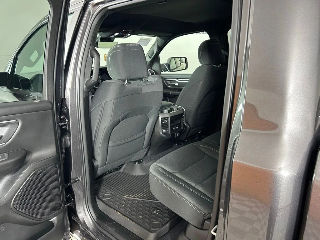 New 2026 Granite Crystal Metallic Clear-Coat Exterior Paint RAM Big Horn/Lone Star image 14