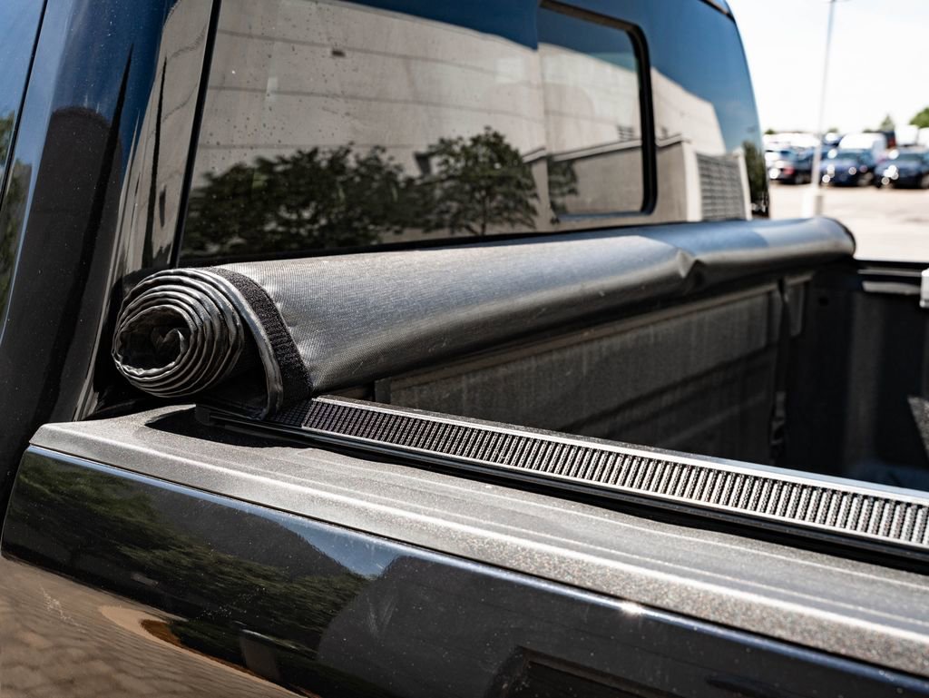 Used 2023 Agate Black Metallic Ford LARIAT image 22