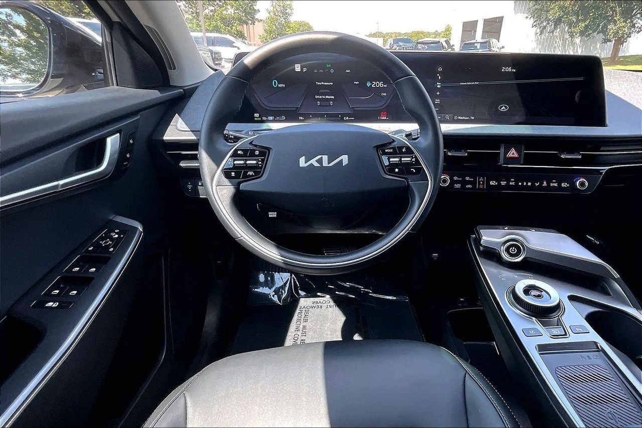 Used 2024 Glacier Kia Light Long Range image 10