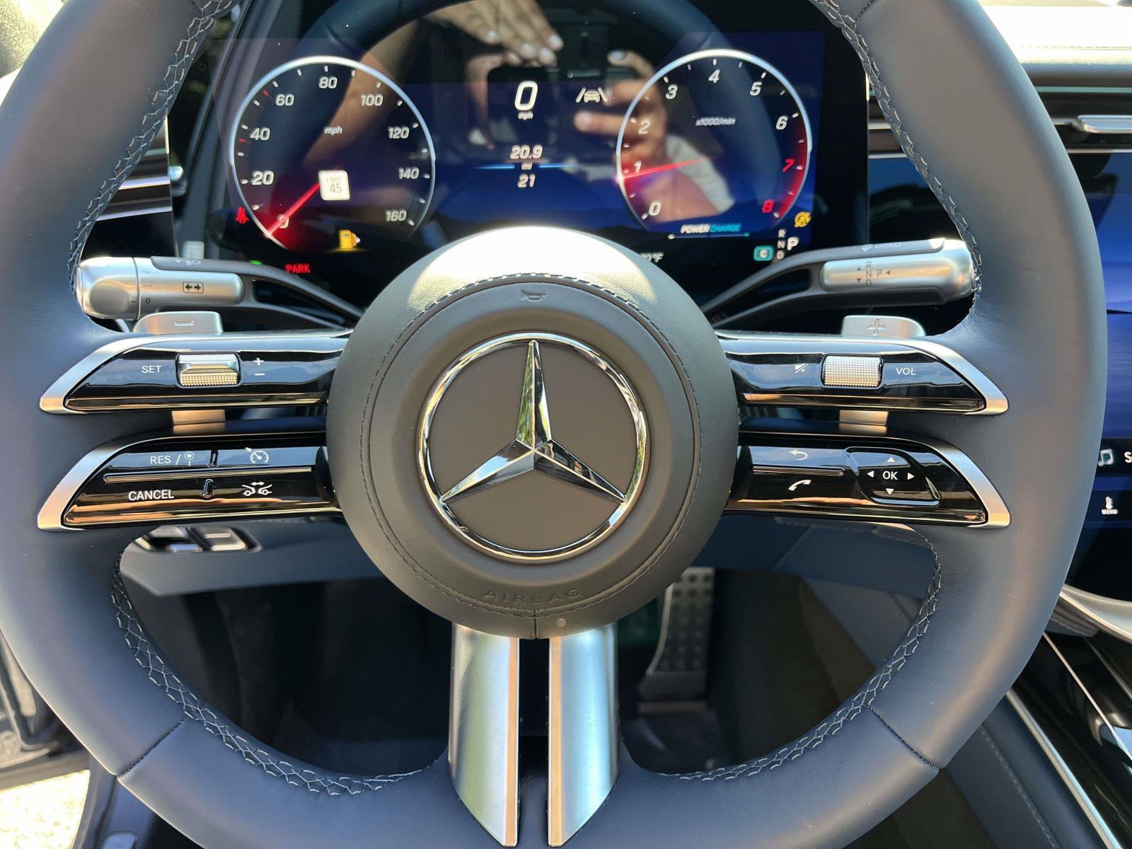 New 2027 MANUFAKTUR Silicon Grey Mercedes-Benz S 580 4MATIC® Sedan image 20
