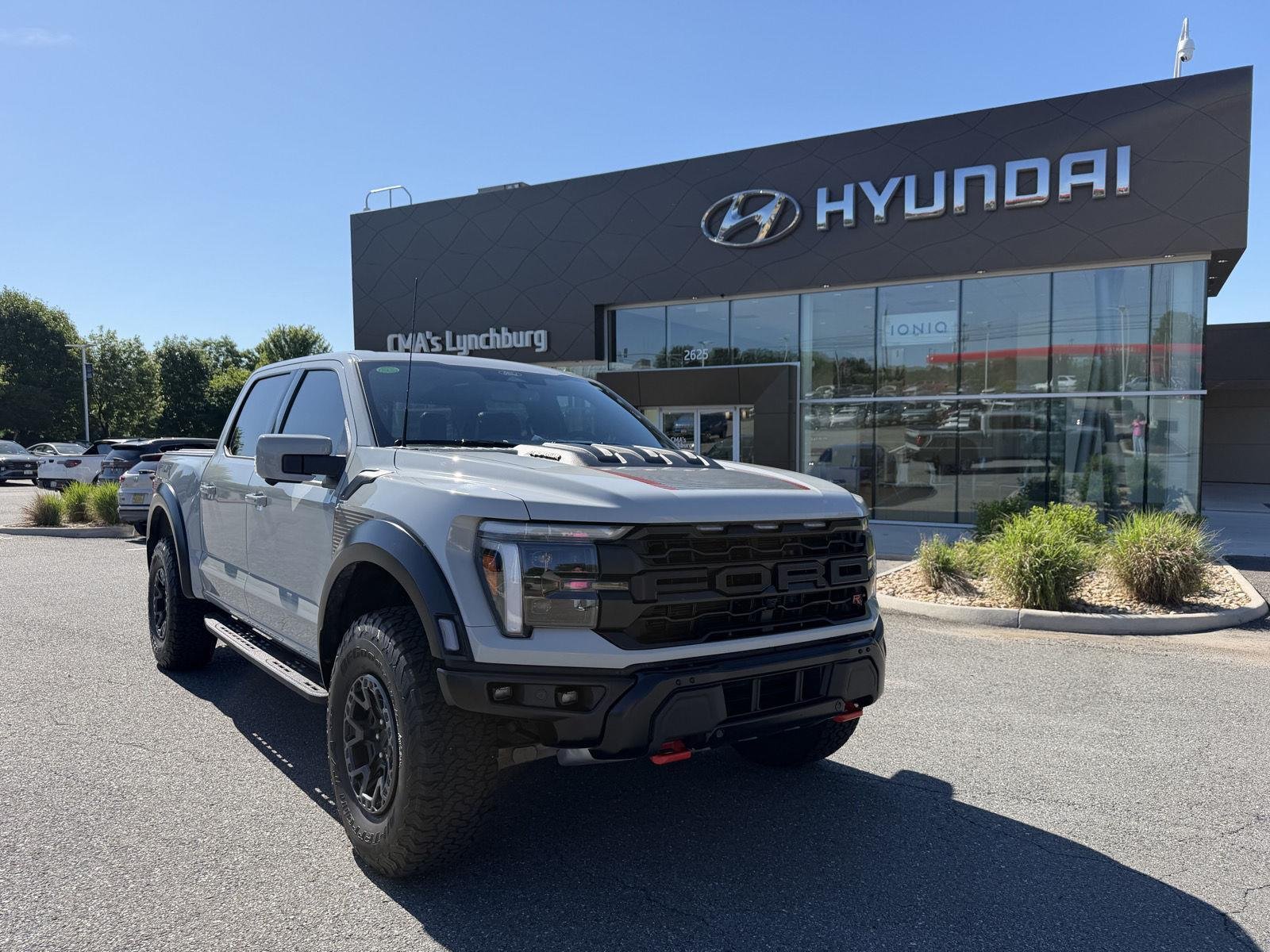 2024 Ford F-150 Raptor 4x4 SuperCrew 5-1/2 Box's photo