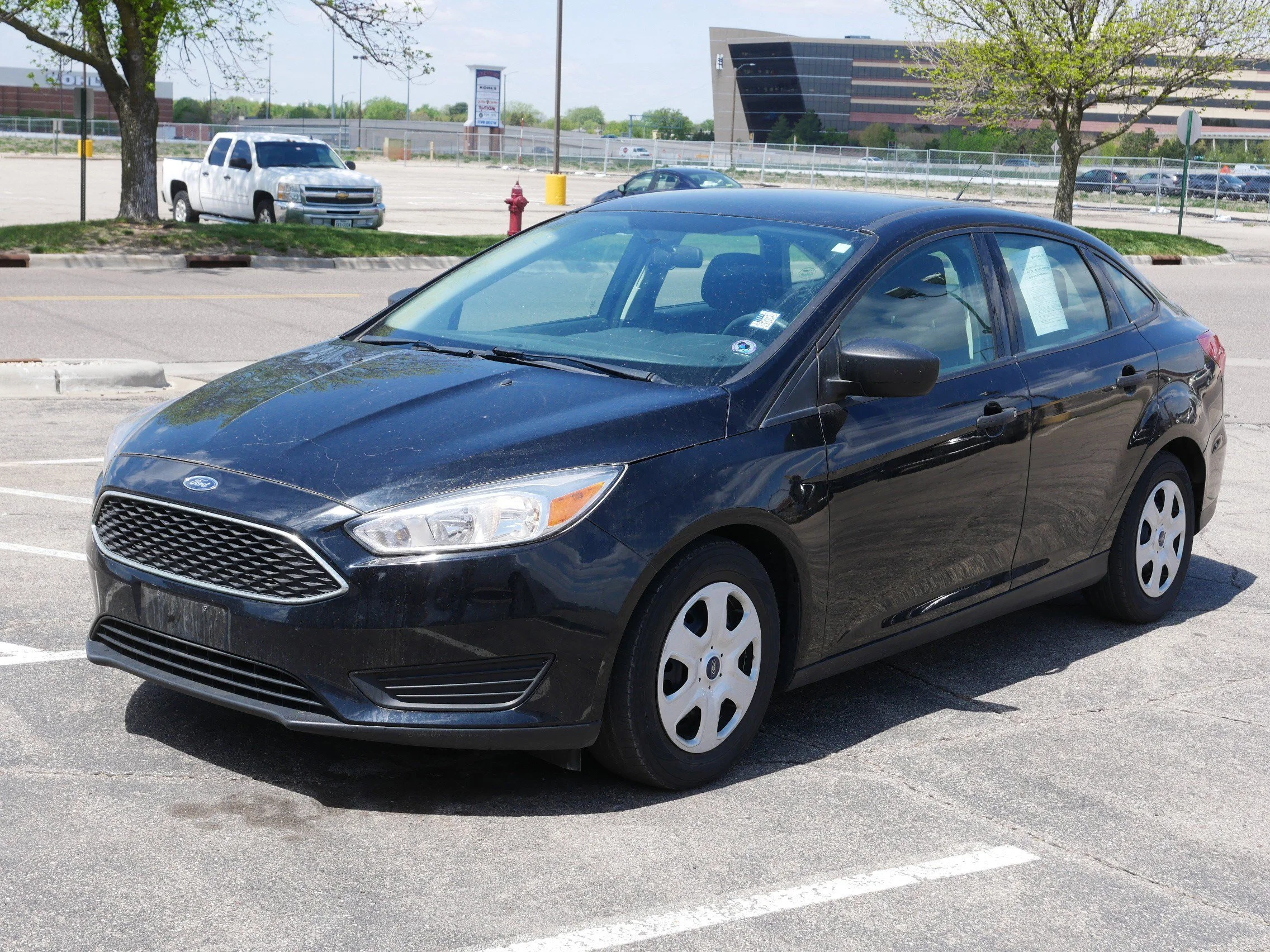 Used 2018 Ford Focus S with VIN 1FADP3E26JL309440 for sale in Bloomington, Minnesota