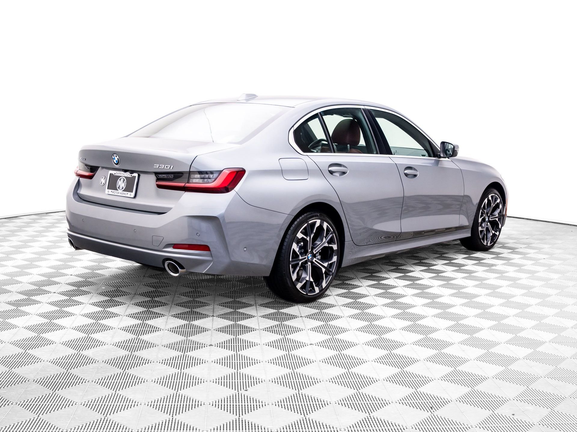 Certified Used 2025 Skyscraper Grey Metallic BMW 330i xDrive image 5