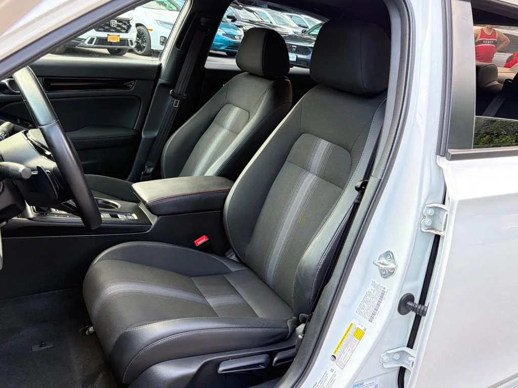 2025 Honda Civic Sport - Photo 22
