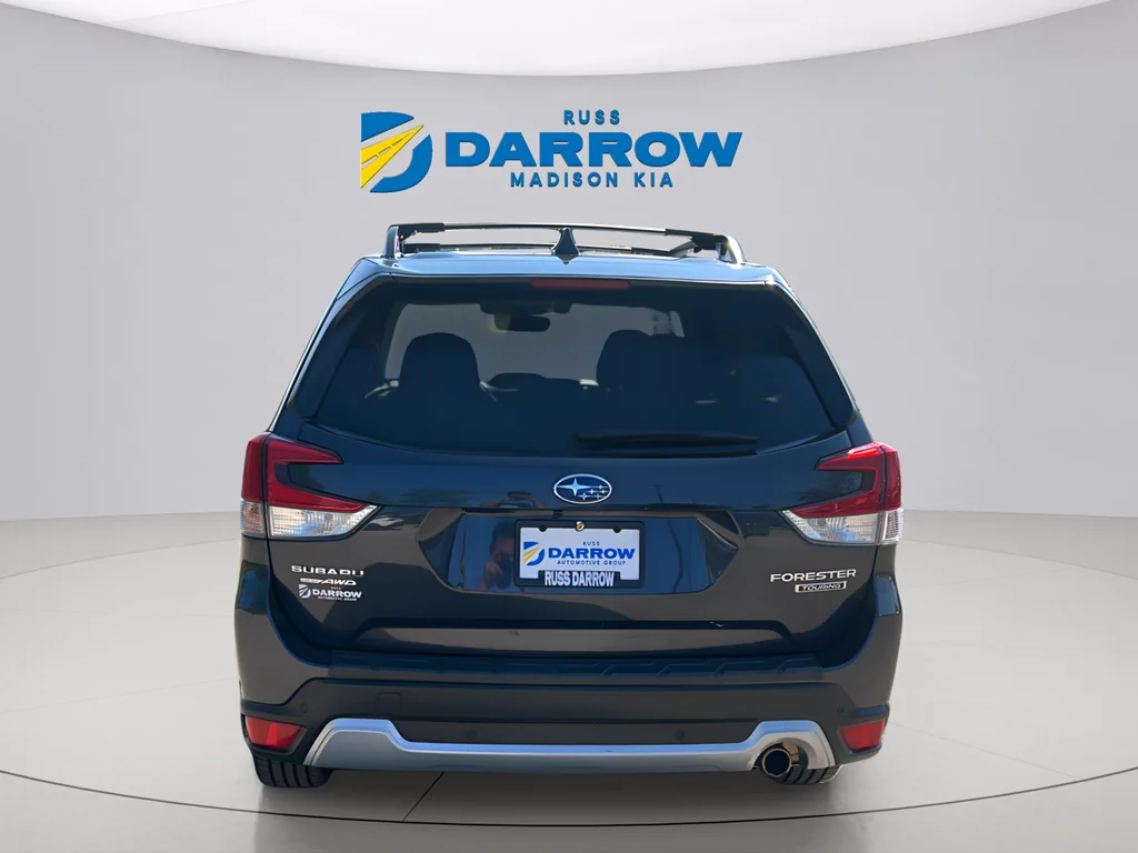 Used 2019 Dark Gray Metallic Subaru Touring image 4