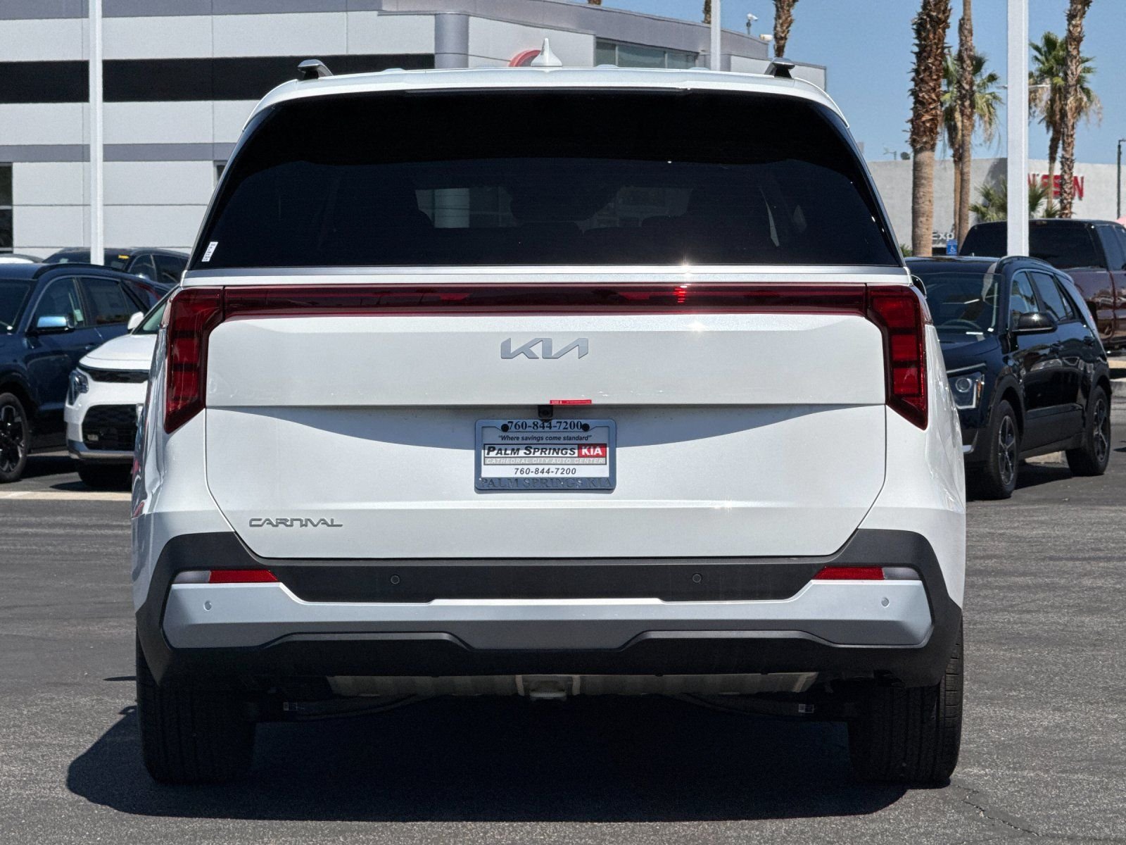 New 2026 Snow White Pearl Kia EX image 4