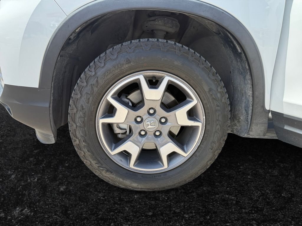 Used 2022 White Honda TrailSport image 18