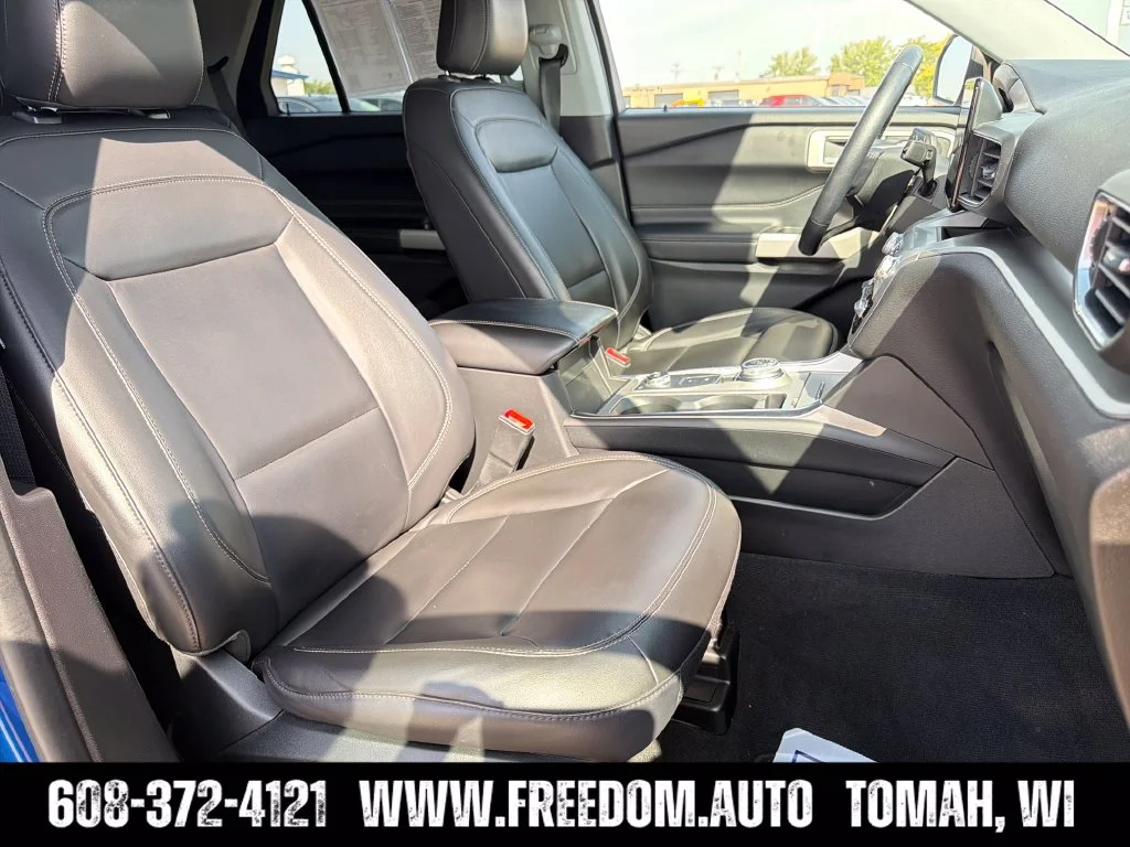 Used 2022 Blue Metallic Ford XLT image 40