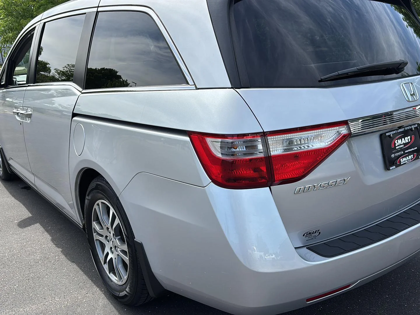 Used 2013 Alabaster Silver Metallic Honda EX-L image 20