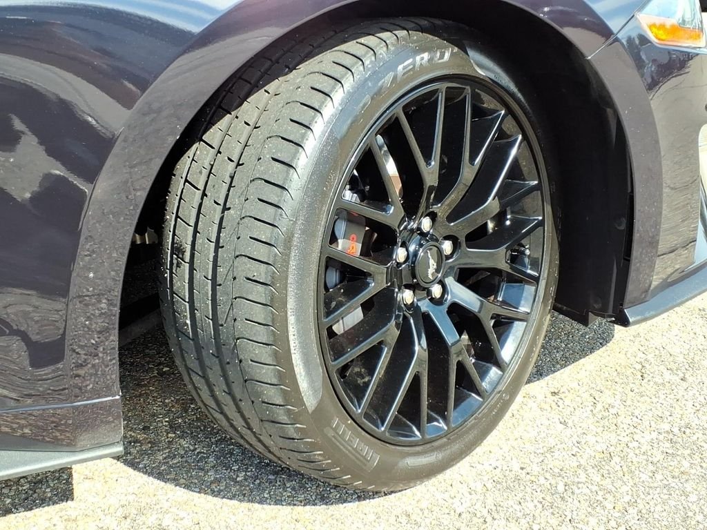 Certified Used 2022 Purple Metallic Ford GT Premium image 9