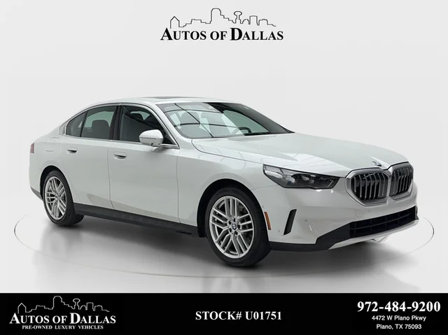 2025 BMW 5 Series 530i SPORT LINE,NAV,CAM,SUNROOF,HTD STS,HEADS UP