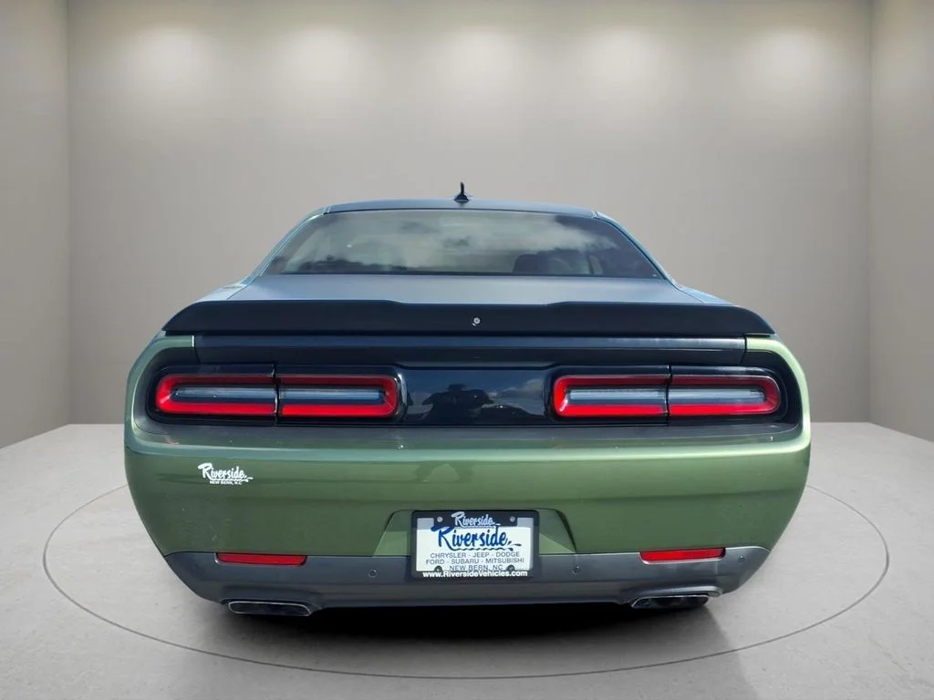 2C3CDZFJ6JH161590