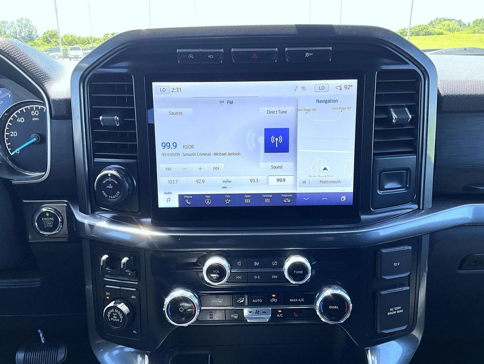 Used 2023 Black Ford XLT image 14